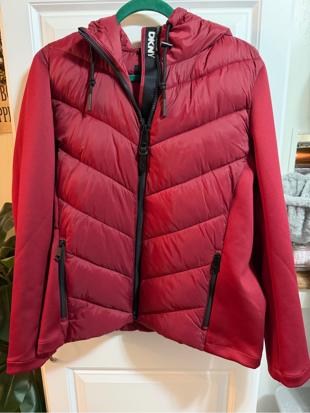 Brand New Designer DKNY Burgundy Puffer Jacket Womens XL